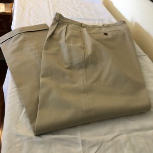Men’s chino slacks